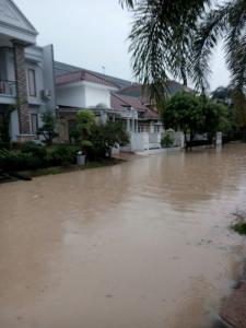 Perumahan Tropikana Jababeka (Foto: Istimewa/@urbancikarang