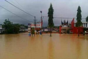 banjir di pangkalan sumbar