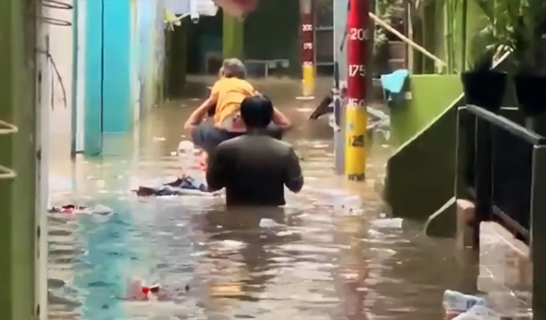 Bpbd Dki Catat Sebanyak Rt Di Jakarta Masih Terendam Banjir Aktual