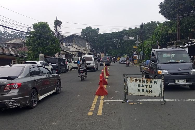 Dua Arus Mudik Dan Balik Di Jalur Puncak Aktual