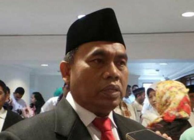 APBD Terkatung, PNS DKI Belum Bisa Nikmati Gaji Besar