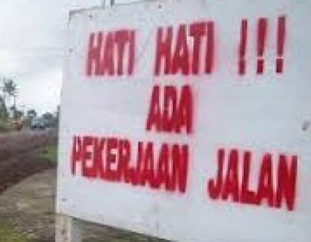 APBD Terkatung, Perbaikan Jalan DKI Pakai Material Sisa