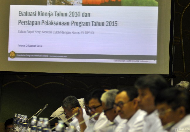 Alokasi Anggaran Terlalu Besar, DPR Tunda Bahas Subsidi BBN Menteri ESDM