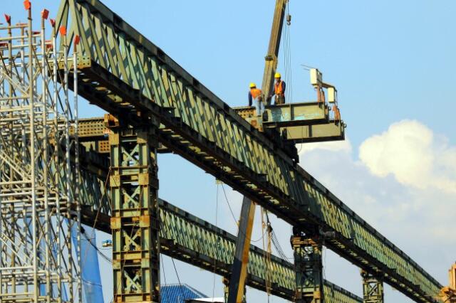 Anggaran Infrastruktur 2015 Naik Jadi Rp400 Triliun