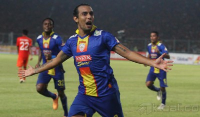 Arema Cronus Bungkam Persija Jakarta