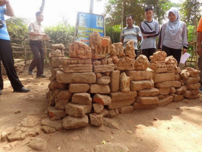 Arkeolog Teliti Situs Candi Betari Durga