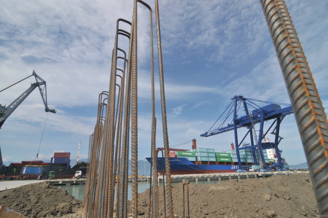 BPS: Impor Indonesia Turun 8,42 Persen pada Februari 2015