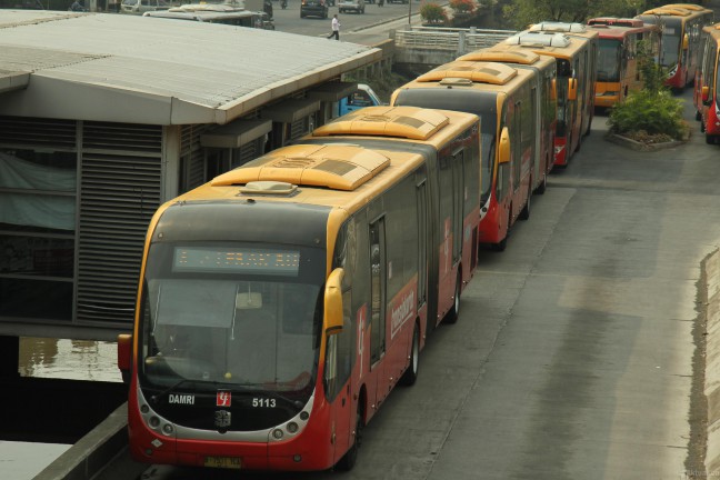 Beberapa Koridor Pelayanan Transjakarta Berhenti Sementara