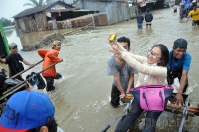 Ciledug Indah Banjir, Akses Jalan Terputus