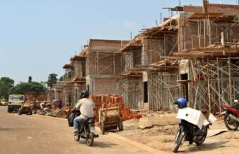 Gejolak Kurs Rupiah Bikin Transaksi Penjualan Rumah Merosot 40 Persen