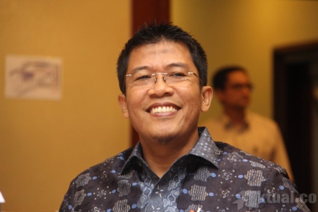 DPR RI Minta OJK Investigasi dan Tutup Bisnis MMM