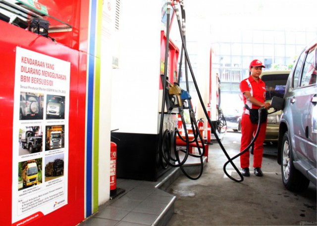 DPR: Sudah Seharusnya Harga BBM Turun