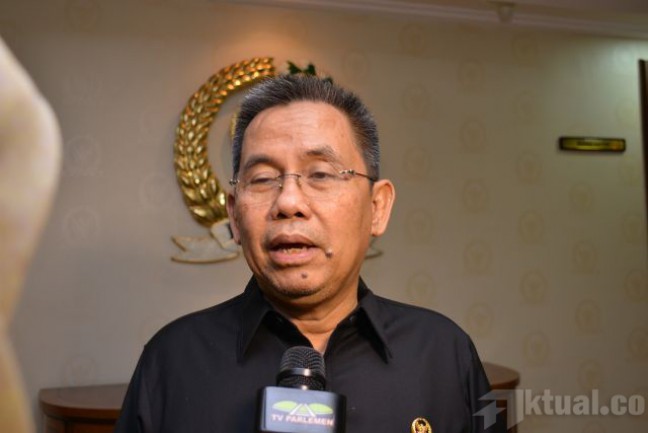 DPR akan Tanyakan Skema Penurunan Harga BBM ke Pemerintah