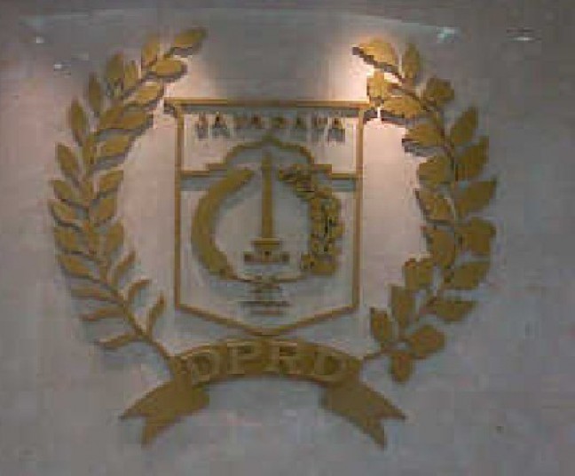 DPRD DKI Resmi Tolak RAPBD 2015