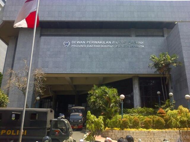 DPRD Tunggu Arahan Kemendagri untuk Pengangkatan Ahok