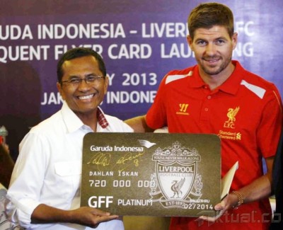 Dahlan "Happy" Bertemu Steven Gerrard