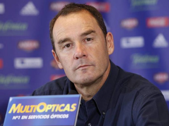 Deportivo Pecat Pelatih Fernandez