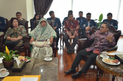 Desak Pemerintah Tuntaskan Tragedi Trisakti