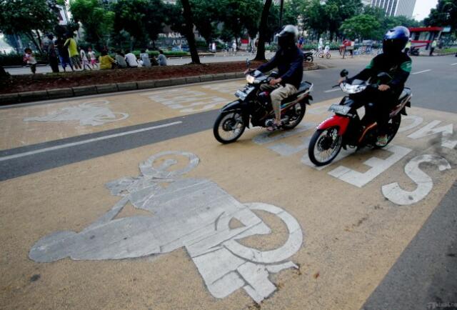 Desember Pelarangan Motor, Pemprov DKI Sediakan 11 Parkiran