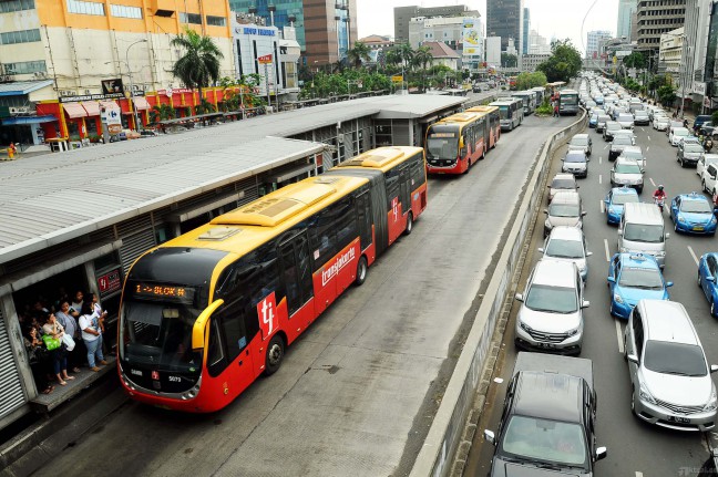 Dinas Bina Marga: Pasang Separator TransJakarta Butuh Waktu