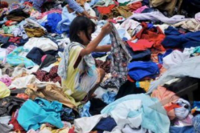 Dituding Bawa Bakteri, Pedagang Pakaian Bekas Heran