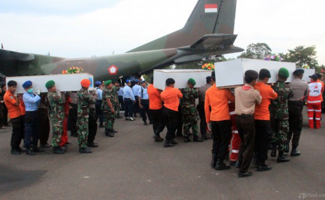 Dokter Ahli Jiwa Dampingi Keluarga Korban AirAsia