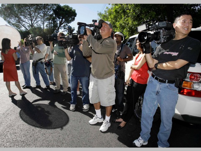 Dokumen Tak Lengkap, Imigrasi Cilacap Deportasi Wartawati Australia