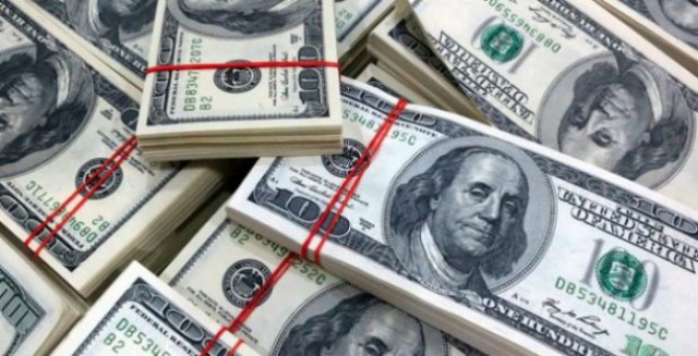 Ekonom: BI Harus Intervensi Terhadap Tingginya Permintaan Dolar