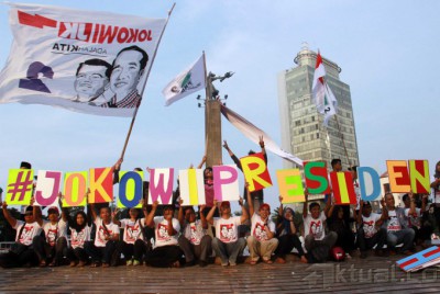 Ekspresi Pendukung Jokowi - JK Merayakan Kemenangan di Bundaran HI