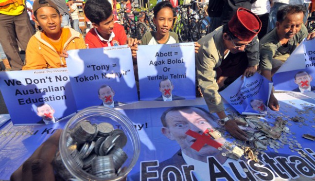 GMNI Tanjung Pinang Gelar Aksi "Coin For Australian"