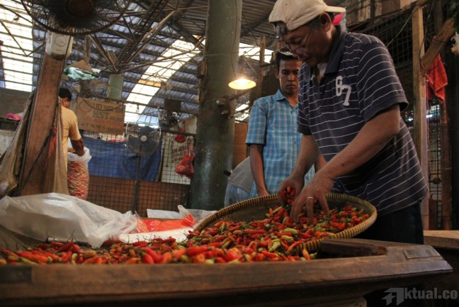 Harga Cabai Semakin Pedas, Sentuh Rp170.000/Kg