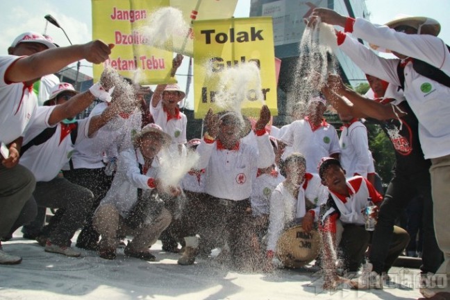 Harga Gula dan Telur Ayam Merangkak Naik di Ambon