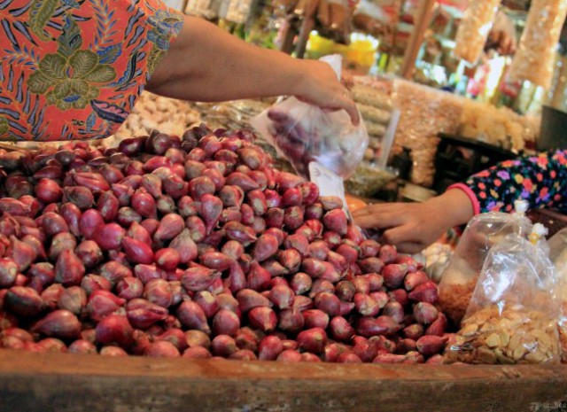 Hujan di Sulsel Picu Lonjakan Harga Bawang Merah di Kalimantan