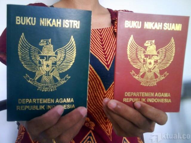 Inilah Perbedaan Buku Nikah Dan Akta Cerai Palsu - Aktual.com