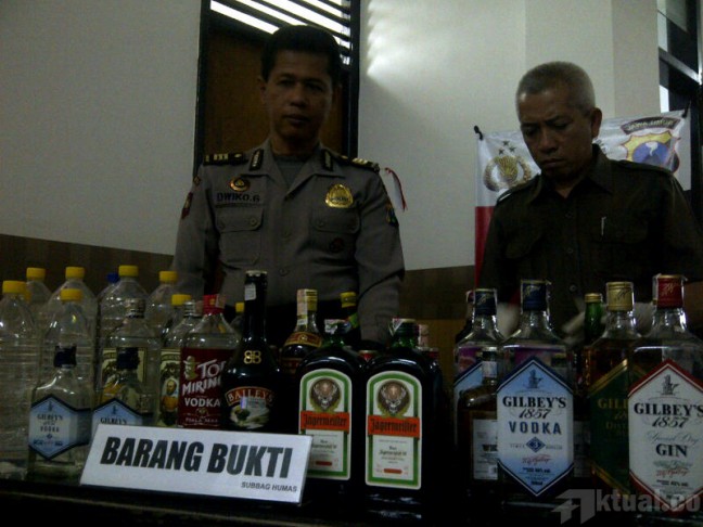 Jelang Natal dan Tahun Baru, Aparat Perketat Penyelundupan Miras dari Malaysia