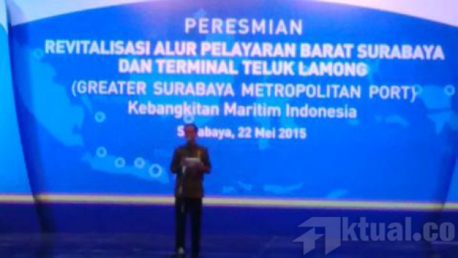Jokowi Resmikan Terminal Teluk Lamong di Surabaya