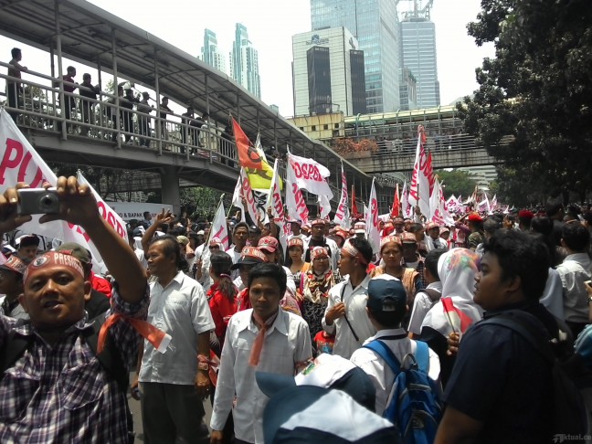 Jokowi Terpojok, Relawan Rapatkan Barisan