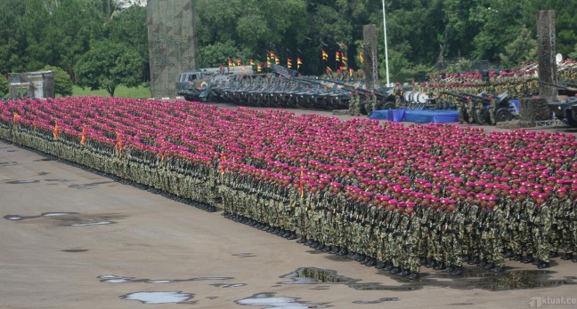 KASAL Kukuhkan Batalyon Infanteri-10 Marinir