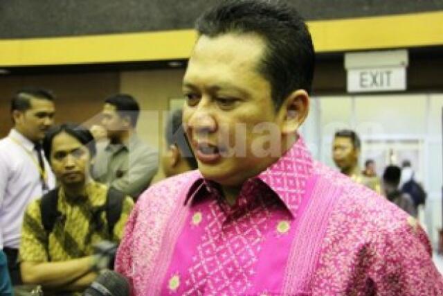 KMP Masih Kaji 122 UU Pro Asing yang Akan Diamandemen