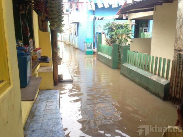 Kampung Pulo Terendam Air 80 centimeter