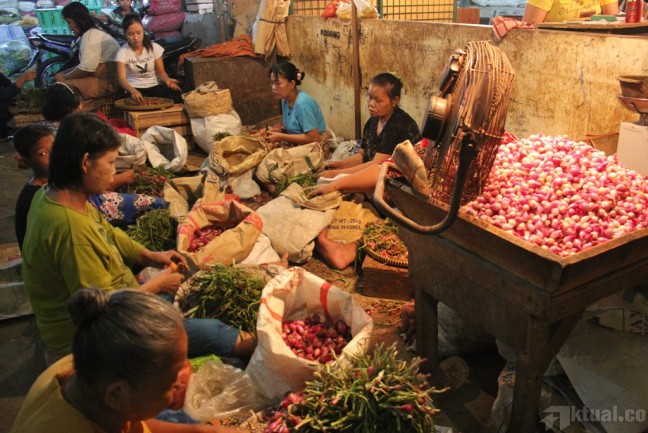 Kartu Retirbusi Autodebet Cegah Pungli di Pasar