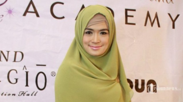 Kata Yulia Rachman, Capai Taat Istiqomah Itu Sulit