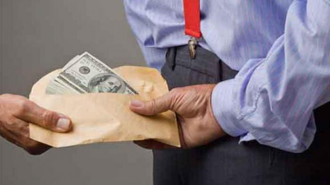 Kejati Maluku Lengkapi Berkas Bupati Seram Bagian Timur