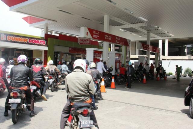 Kembali, Harga Minyak Dunia Merosot