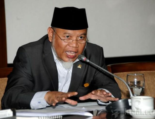 Ketua Mahkamah Kehormatan Dewan, Surahman Hidayat