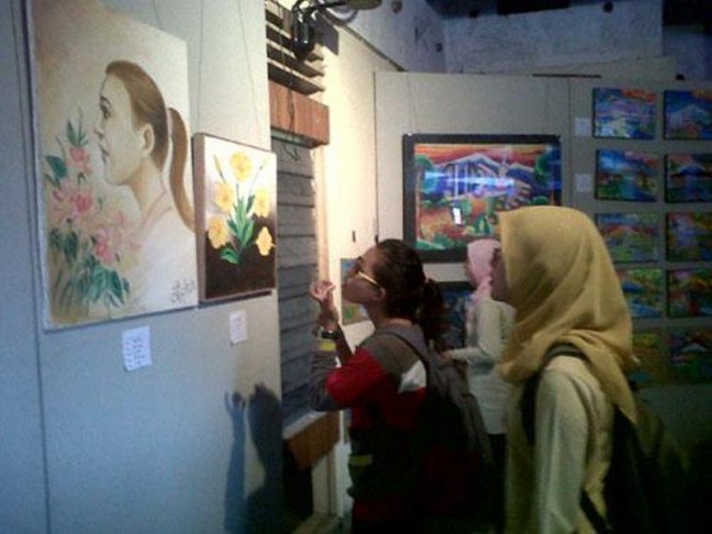 Komunitas Sayap Jendela Gelar Pameran Seni Selama Sepekan