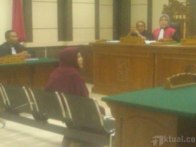 Korupsi Tempat Ibadah, Eks Bupati Kendal Dituntut 6 Tahun Penjara,