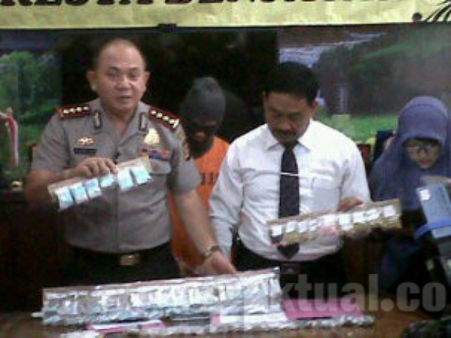 Kuli Bangunan Edarkan 650 Butir Ekstasi