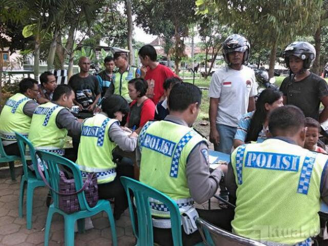 Melawan Arus, 125 Motor Ditilang Satlantas Jakbar