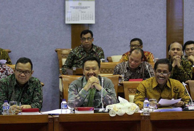 Menpora Tidak Perduli Jika PSSI Disanksi FIFA